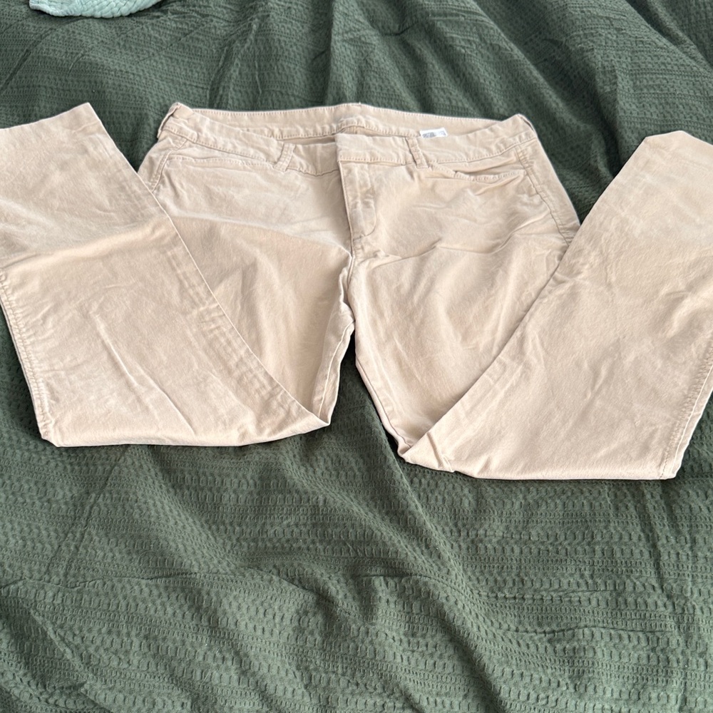 Old Navy Women's Tan Straight Leg Jeans
